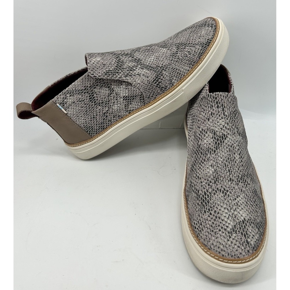 TOMS Paxton Slip On Sneakers Gray Snake Print Suede Upper Women's‎ Size 8.5